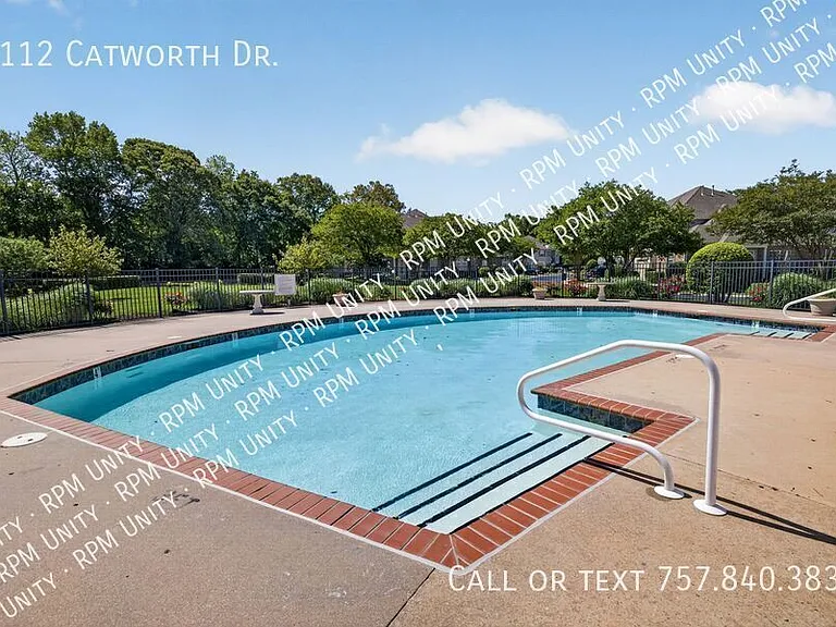 2112 Catworth Dr — Photo 26