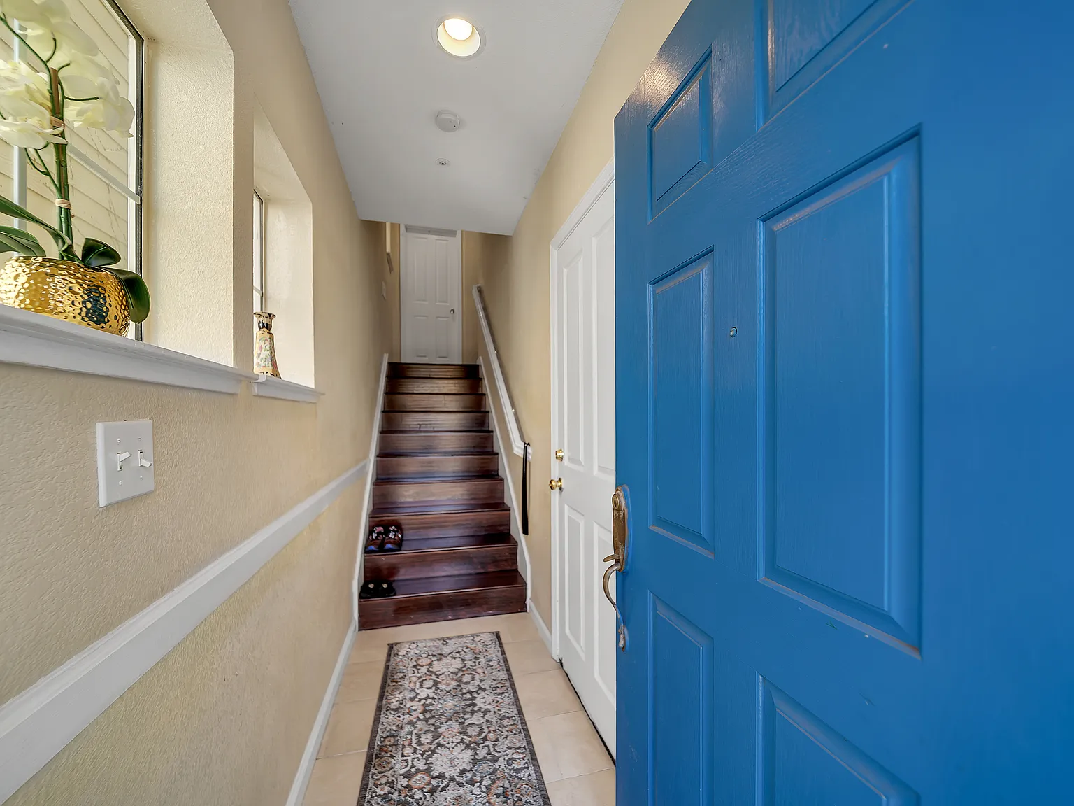 3 bed, 2.5 bath, 1458 sqft, $4,800 — Photo 4