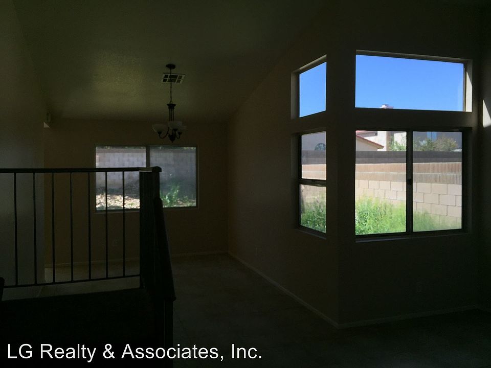 2nd image of 43941 Broadwater Ave