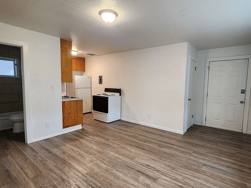 1st image of 2621 S Montana Ave #1