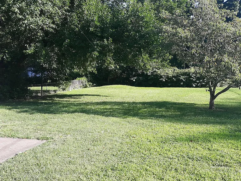 1232 E Linwood Dr — Photo 2