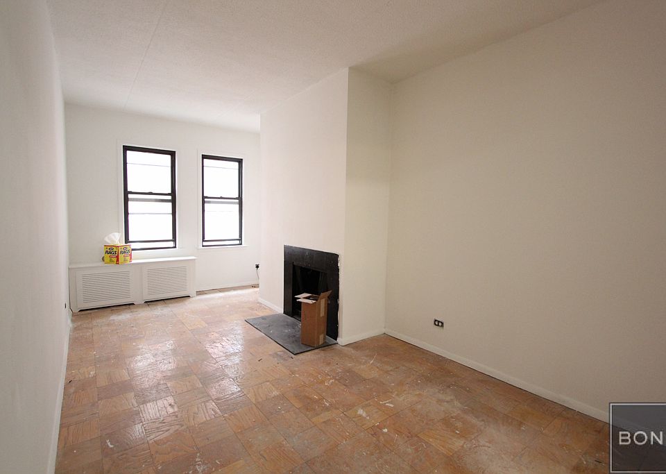 1st image of 235 W 22nd St APT 6G