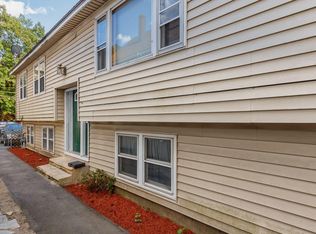 205 Smith St, Lowell, MA 01851