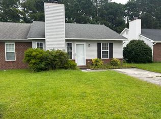 103 Live Oak Ct, Midway Park, NC 28544