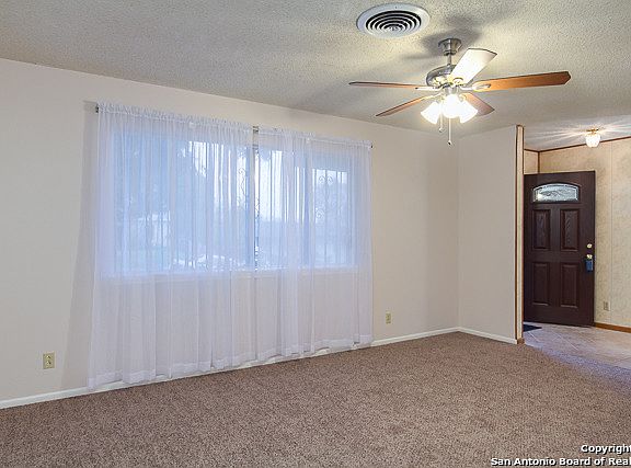 5th image of 3838 Killarney Dr