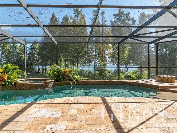 3rd image of 2646 Grand Lakeside Dr
