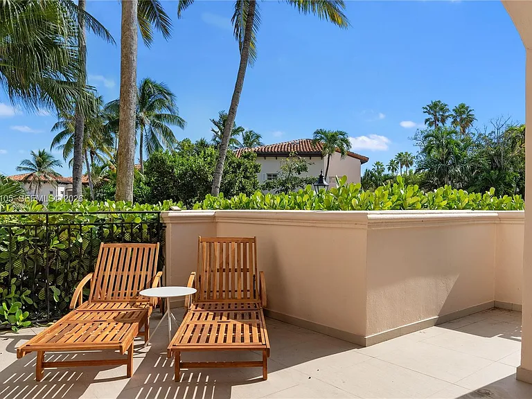 19216 Fisher Island Dr #19216 — Photo 10