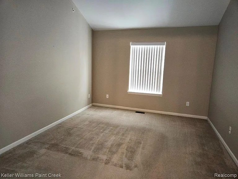 29949 Fox Run Cir — Photo 22