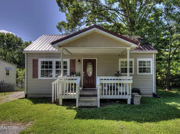 228 Doris Ln, Maryville, TN 37803