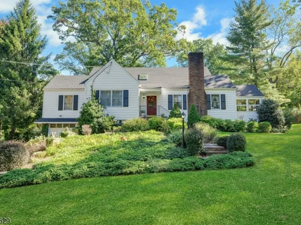 179 Oaks Road, Long Hill Twp., NJ 07946