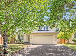 8432 NE Windstone St, Hillsboro, OR 97006