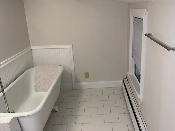 99 Merrill St Floor 2, East Providence, RI 02914