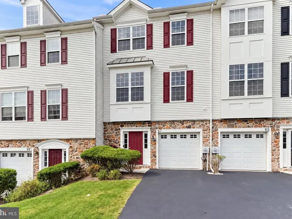 67 Narragansett Ln, Coatesville, PA 19320