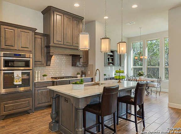 5th image of 3947 Monteverde Way