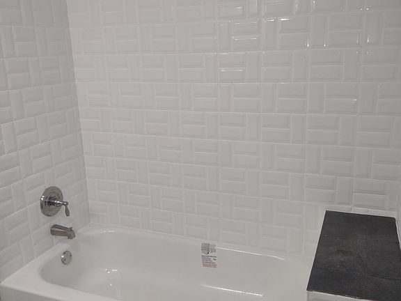 3rd image of 143 Morrison St #2