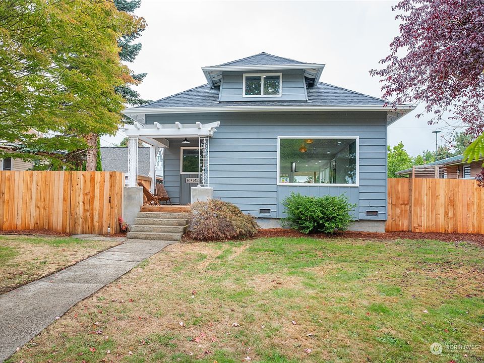 1st image of 4009 Tacoma Avenue S