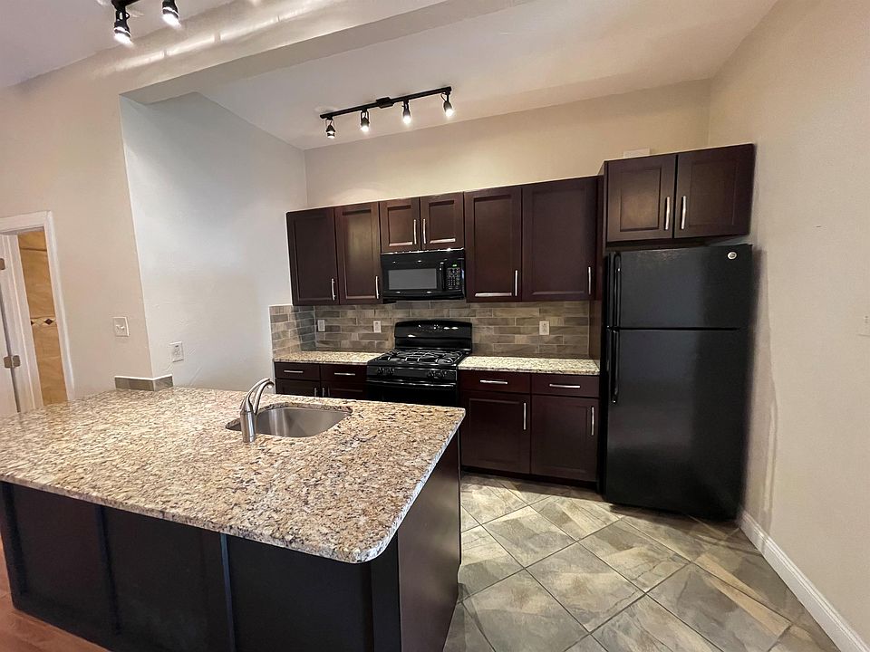 1st image of 5171 Penn Ave #1