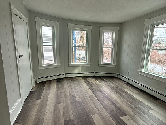 4th image of 11 Granville St #4