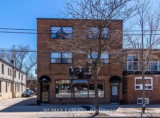 3261A Lakeshore Rd W #101, Oakville, ON L6L5R1