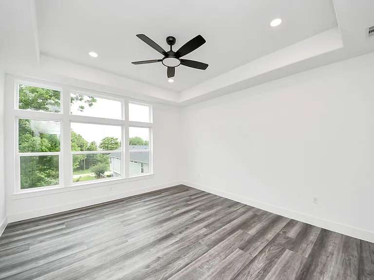 2709 Dennis St — Photo 29