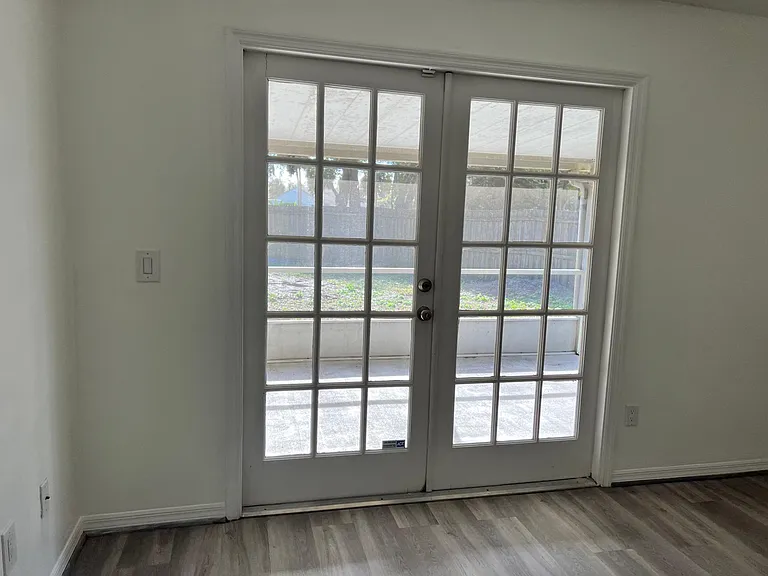 5801 Marble Ct — Photo 14