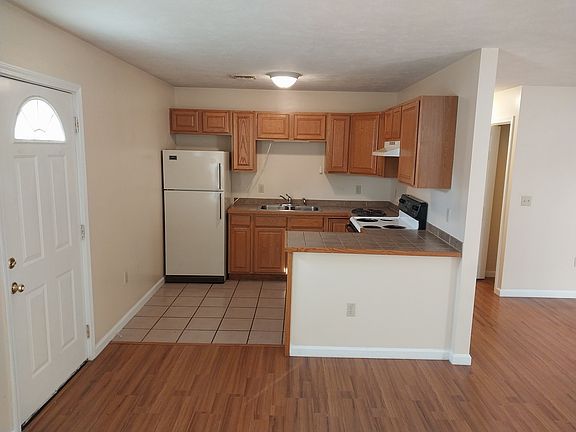 3rd image of 1111 N 7th St