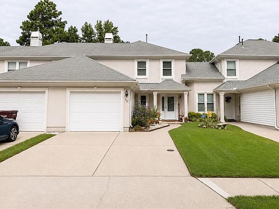 2nd image of 320 Esplanade Pl