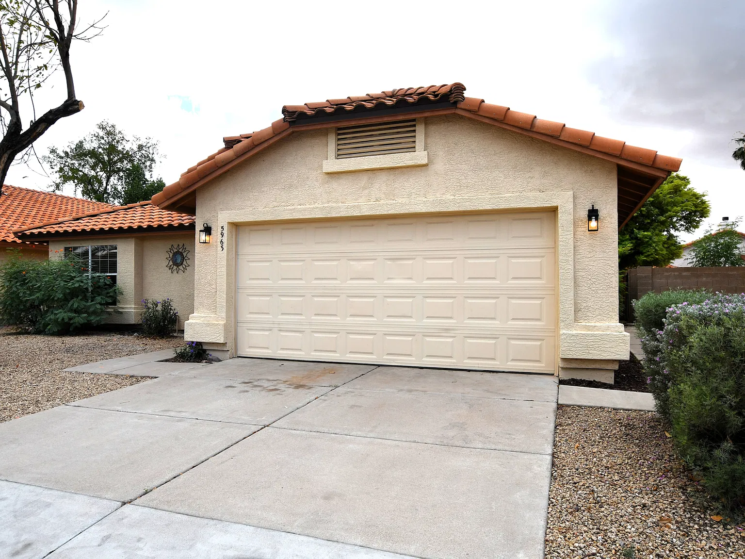 5963 West Mercury Way - 1 — Photo 2