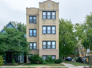 3018 W Belle Plaine Ave APT 2, Chicago, IL 60618