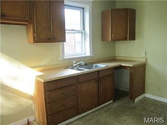3rd image of 4105 Virginia Ave