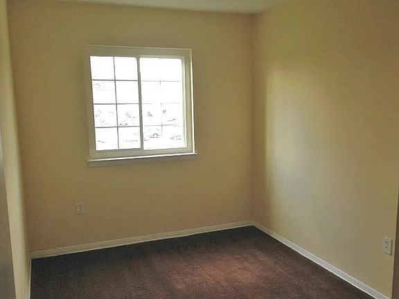 3rd image of 3906 Groveland Ave APT F