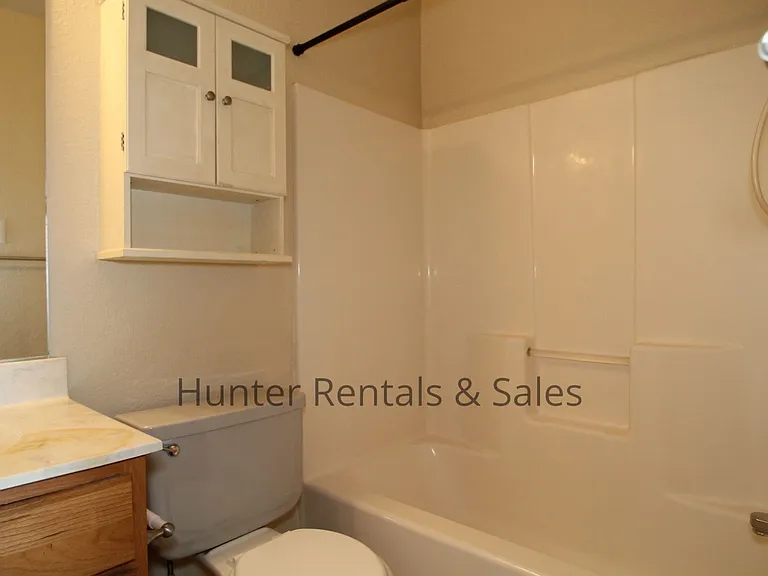 5203B Daybreak Dr — Photo 13
