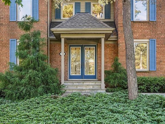 3rd image of 77 Flanders Dr