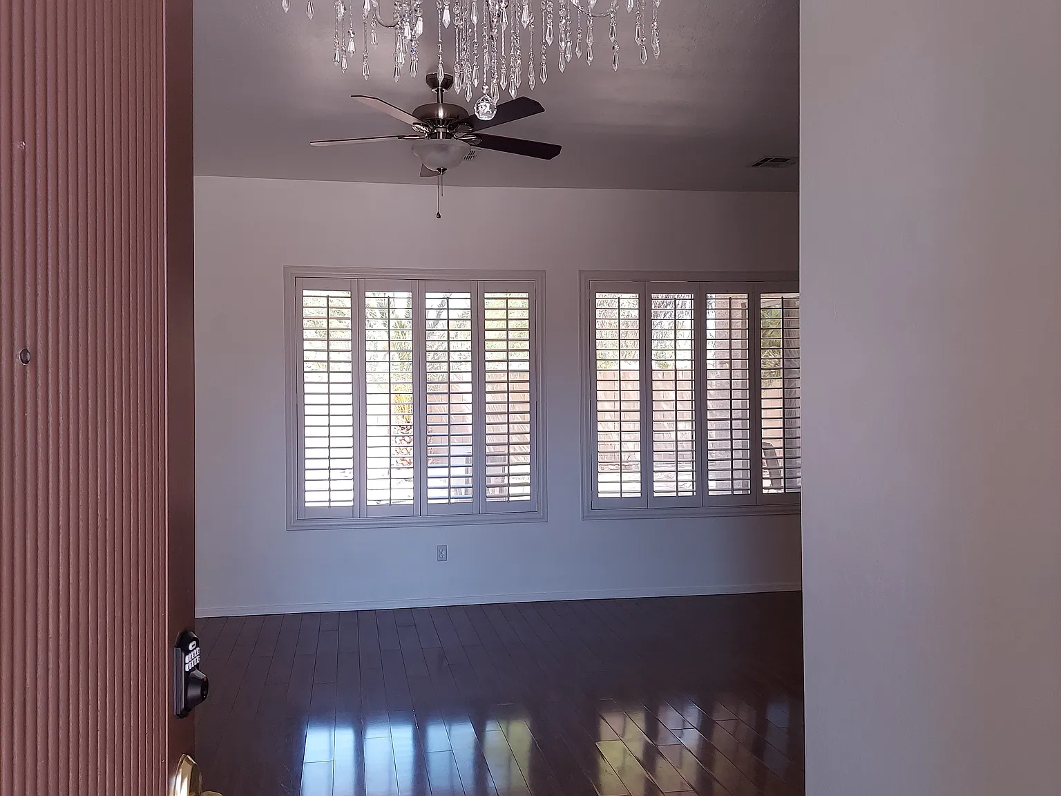 4 bed, 2184 sqft, $2,900 — Photo 3