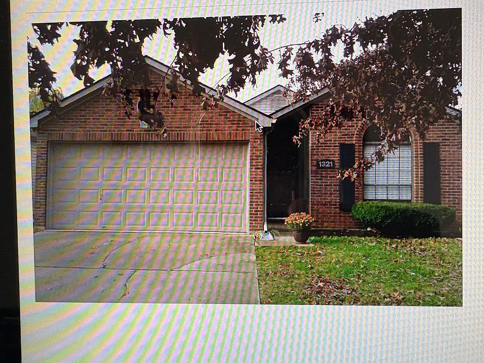 1st image of 1321 Hartland Woods Way