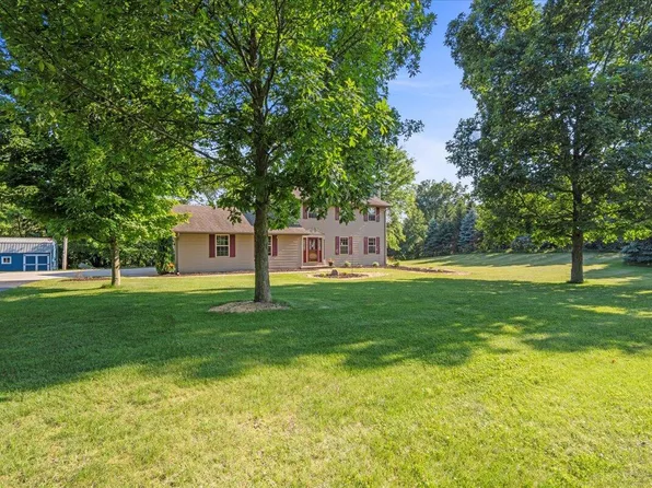 W6085 Whispering LANE, Plymouth, WI 53073