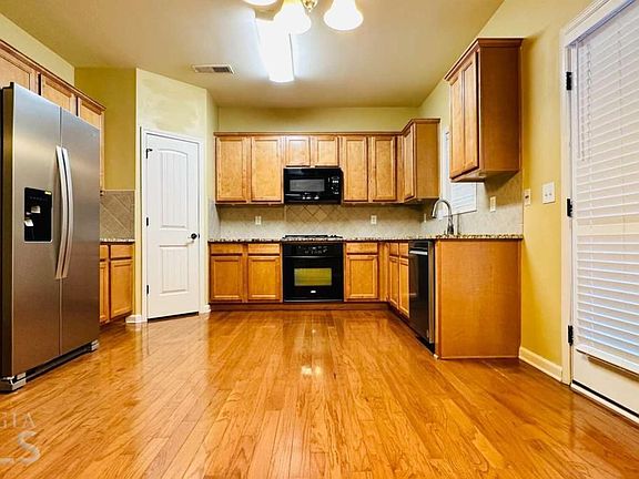 5th image of 1699 Wilford Dr