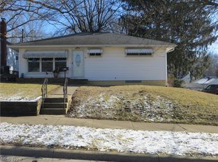 101 Eastholm Ave, Akron, OH 44312