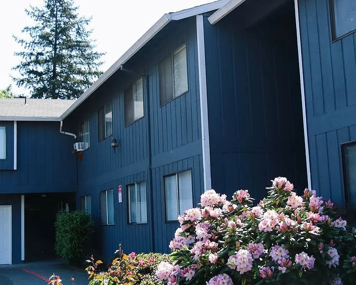 12550 SE Powell Blvd — Photo 47