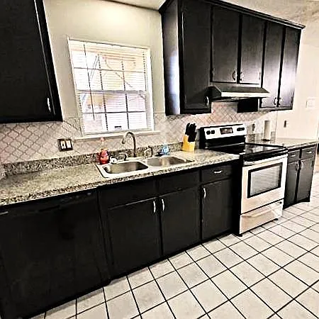 3738 Somerset Dr — Photo 13