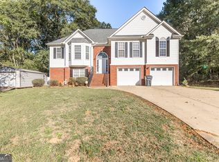 215 Cobblestone Ln, McDonough, GA 30252