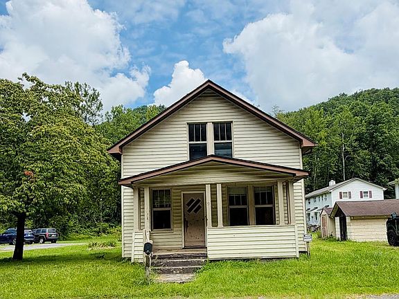 2nd image of 259 Indian Creek Rd