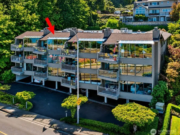 2002 N 30th Street #303, Tacoma, WA 98403