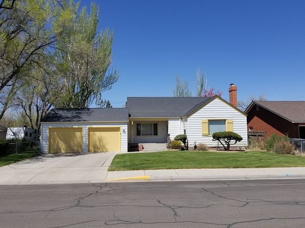 211 La Veta Ave Alamosa Co 81101 Zillow