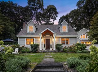 11 Crawford Rd, Westport, CT 06880