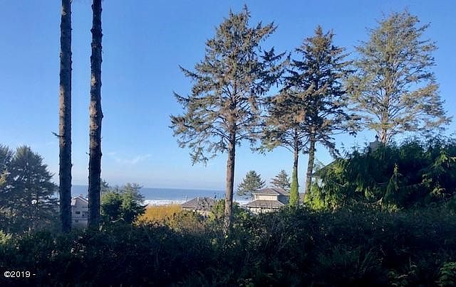 1st image of 125 W Bay Pt