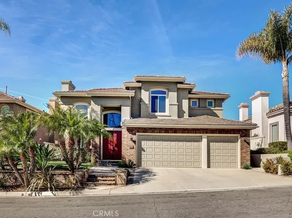 17 Golf View Dr, Trabuco Canyon, CA 92679