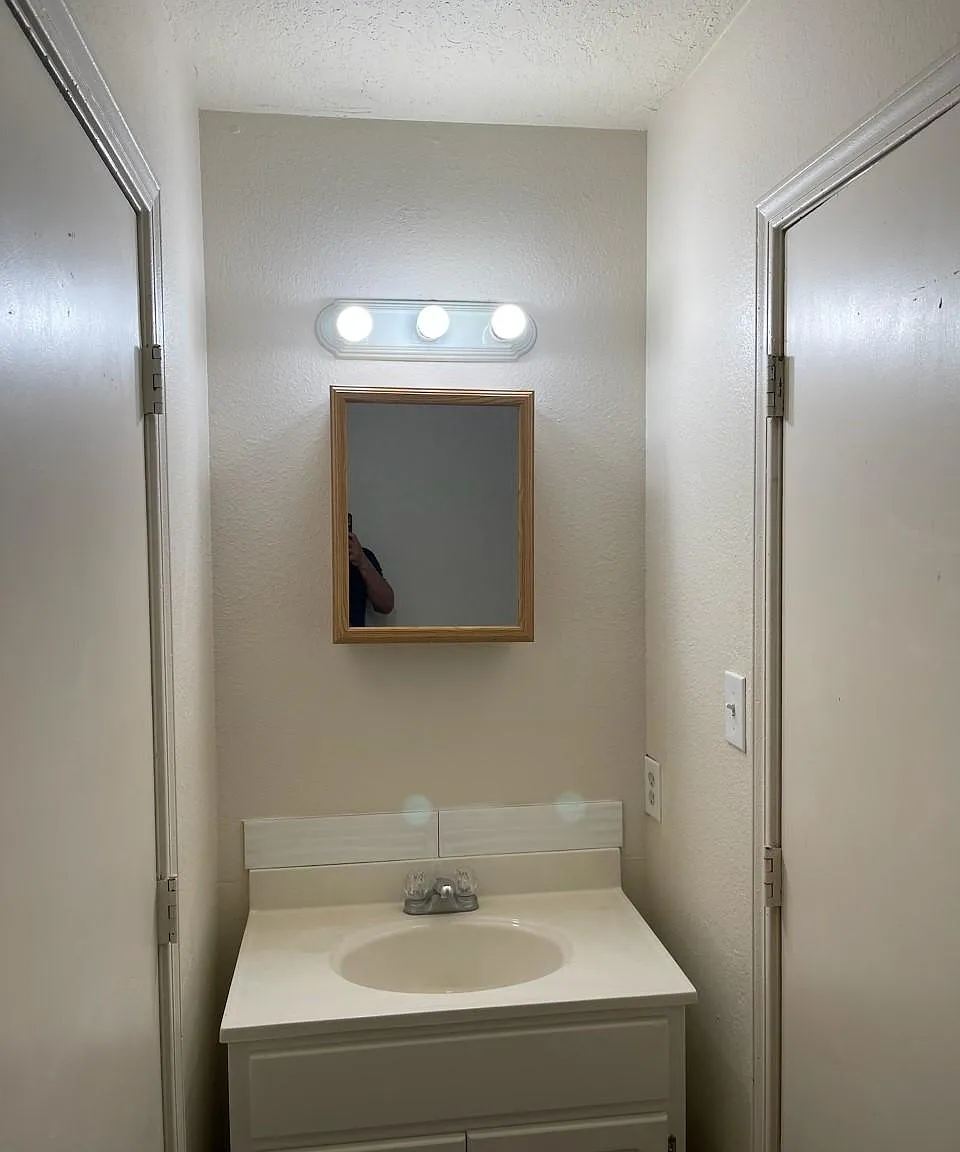 5307 Granite Ave NE — Photo 2