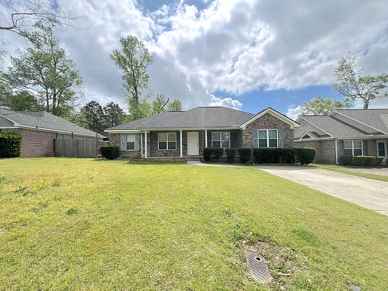 3544 Mutimer Dr — Photo 1