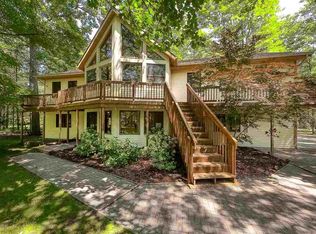 125 Dubonnet Trl, Interlochen, MI 49643